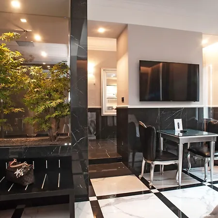 Vendégház The Unique Brera 4*