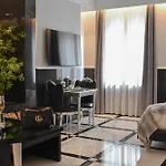 Πανσιόν The Unique Brera